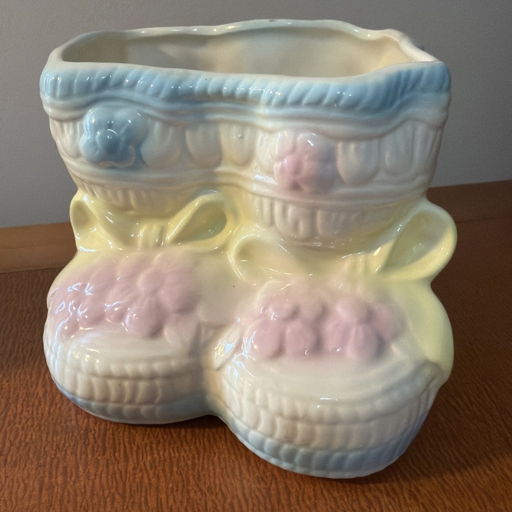 Vintage Ceramic‎ Baby Shoes Booties Planter Pink, Yellow, Blue & White
